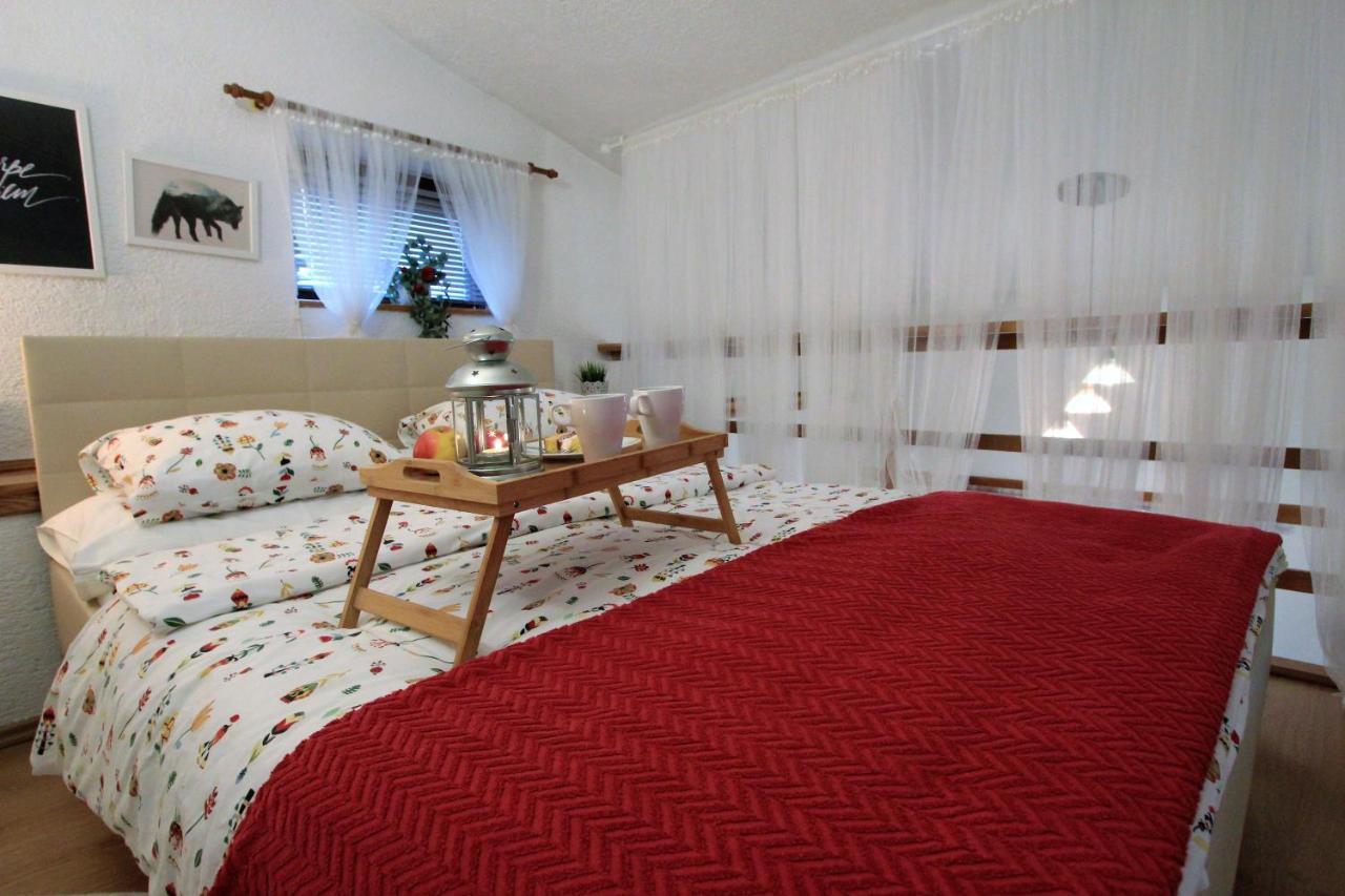 Вилла House In Center Of Gospic With Big Garden Экстерьер фото
